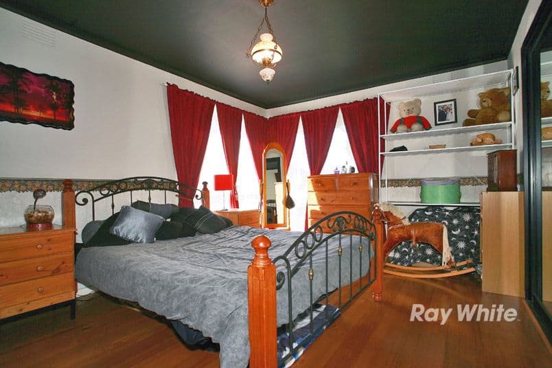 2 Fay Court, NOBLE PARK VIC 3174, Noble Park - Image 1