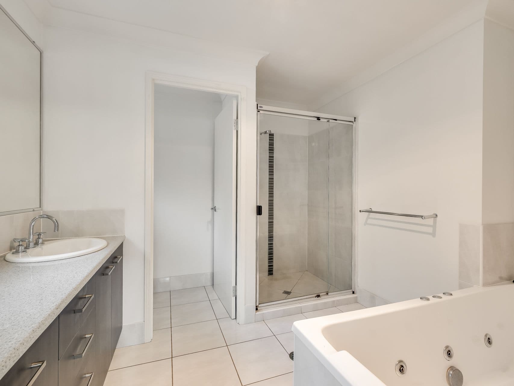 98 Aberdeen Street, Rangeville QLD 4350, Rangeville - Thumbnail 8