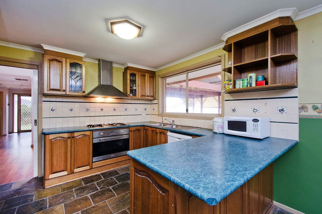 1 Quarrion Court, HOPPERS CROSSING VIC 3029, Hoppers Crossing - Thumbnail 4