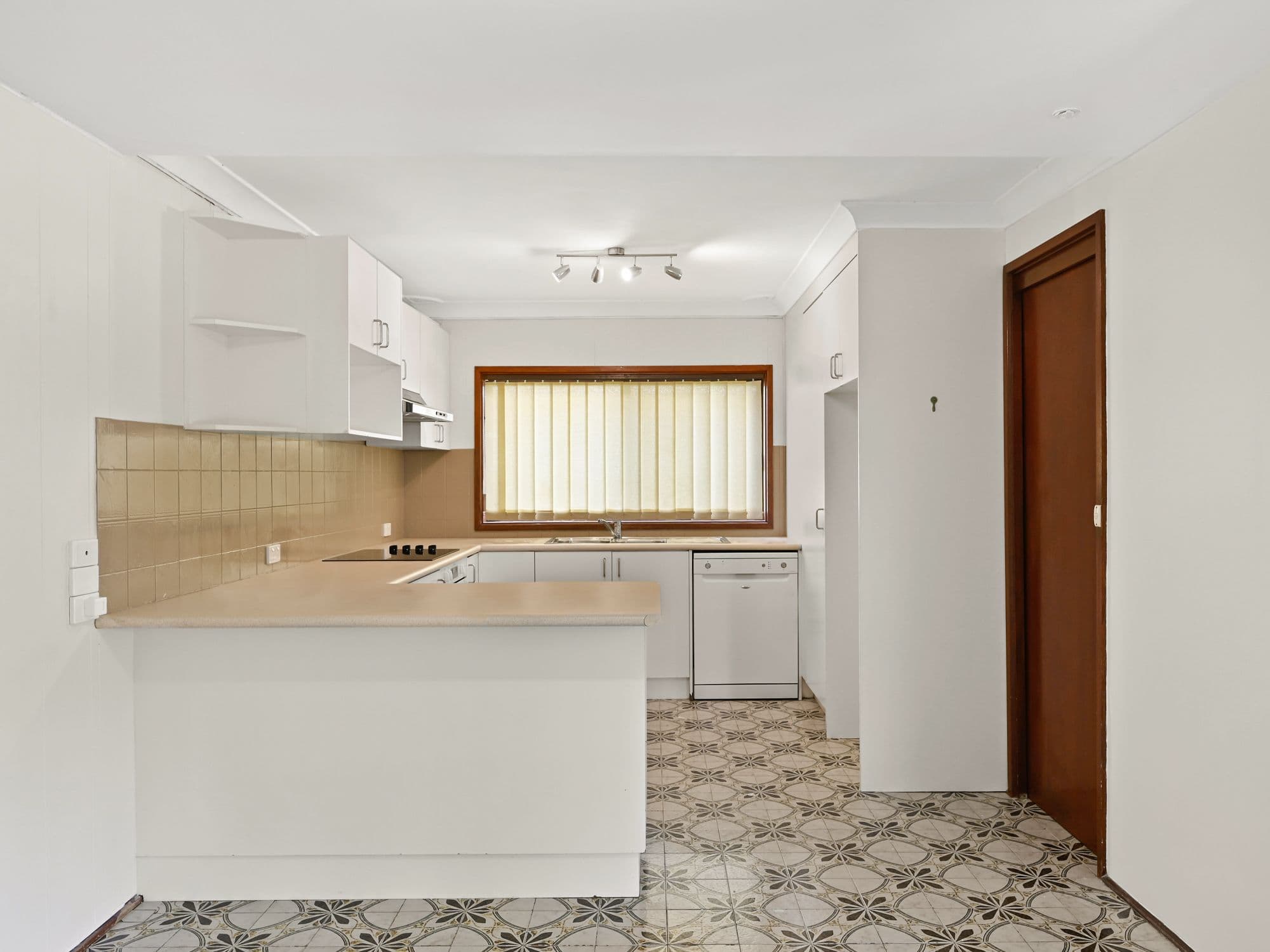 58 Kalyan Avenue, Bradbury NSW 2560, Bradbury - Thumbnail 6