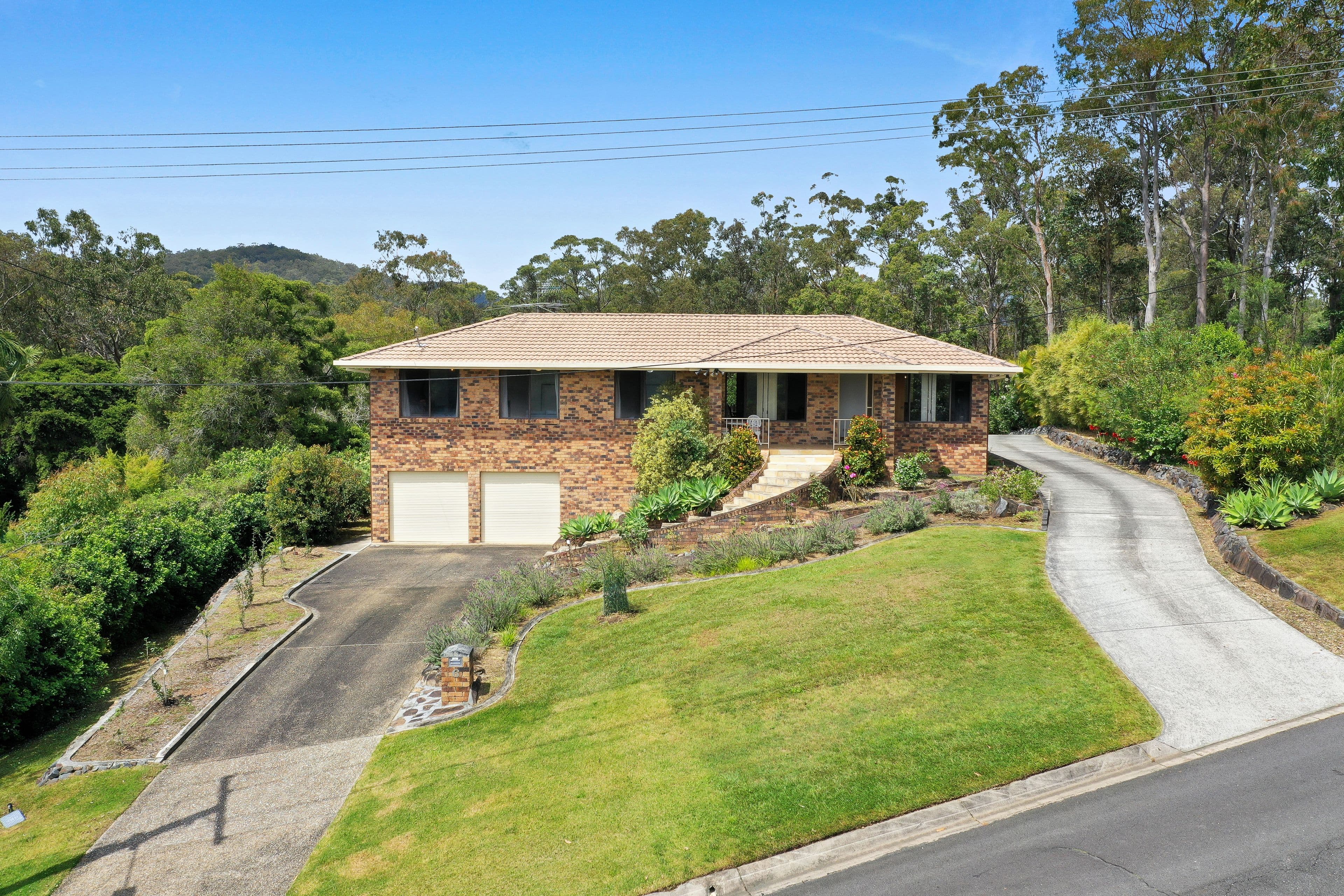 6 Warrambeen Place, Mudgeeraba QLD 4213, Mudgeeraba - Thumbnail 2