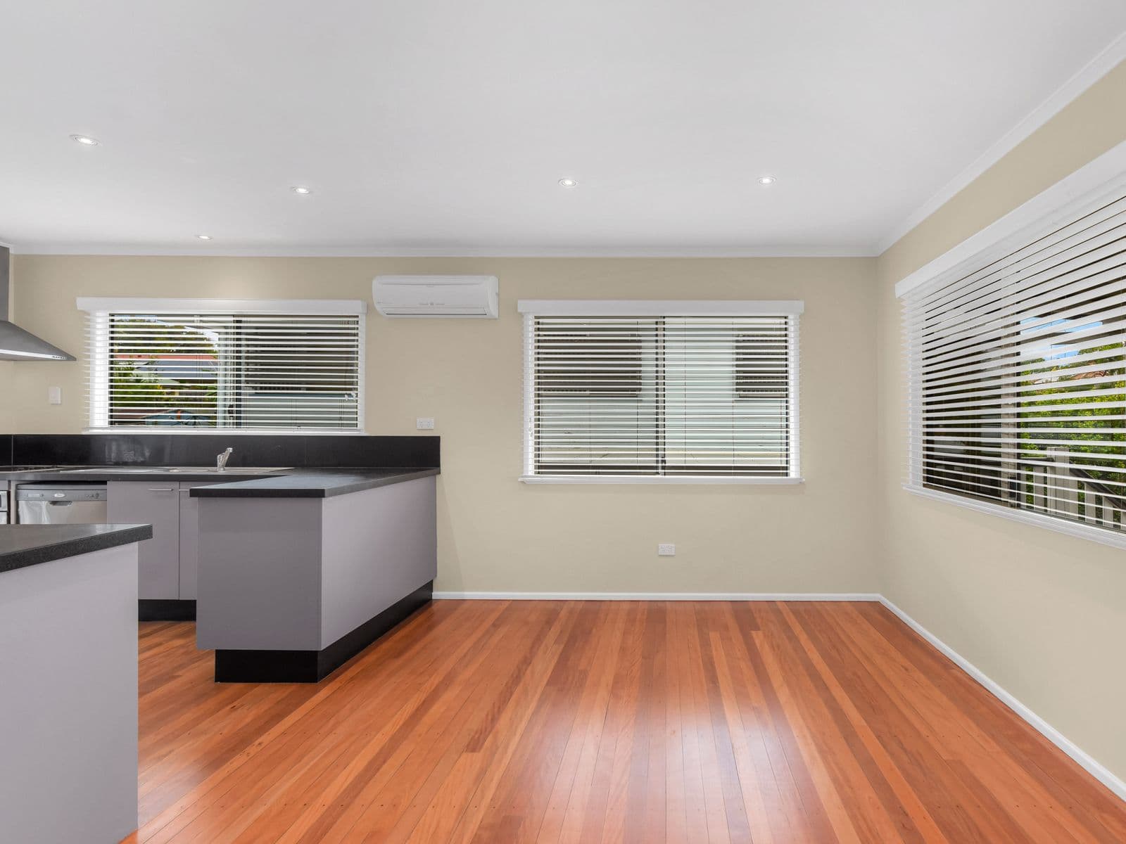 15 Petunia Street, Nudgee QLD 4014, Nudgee - Thumbnail 5