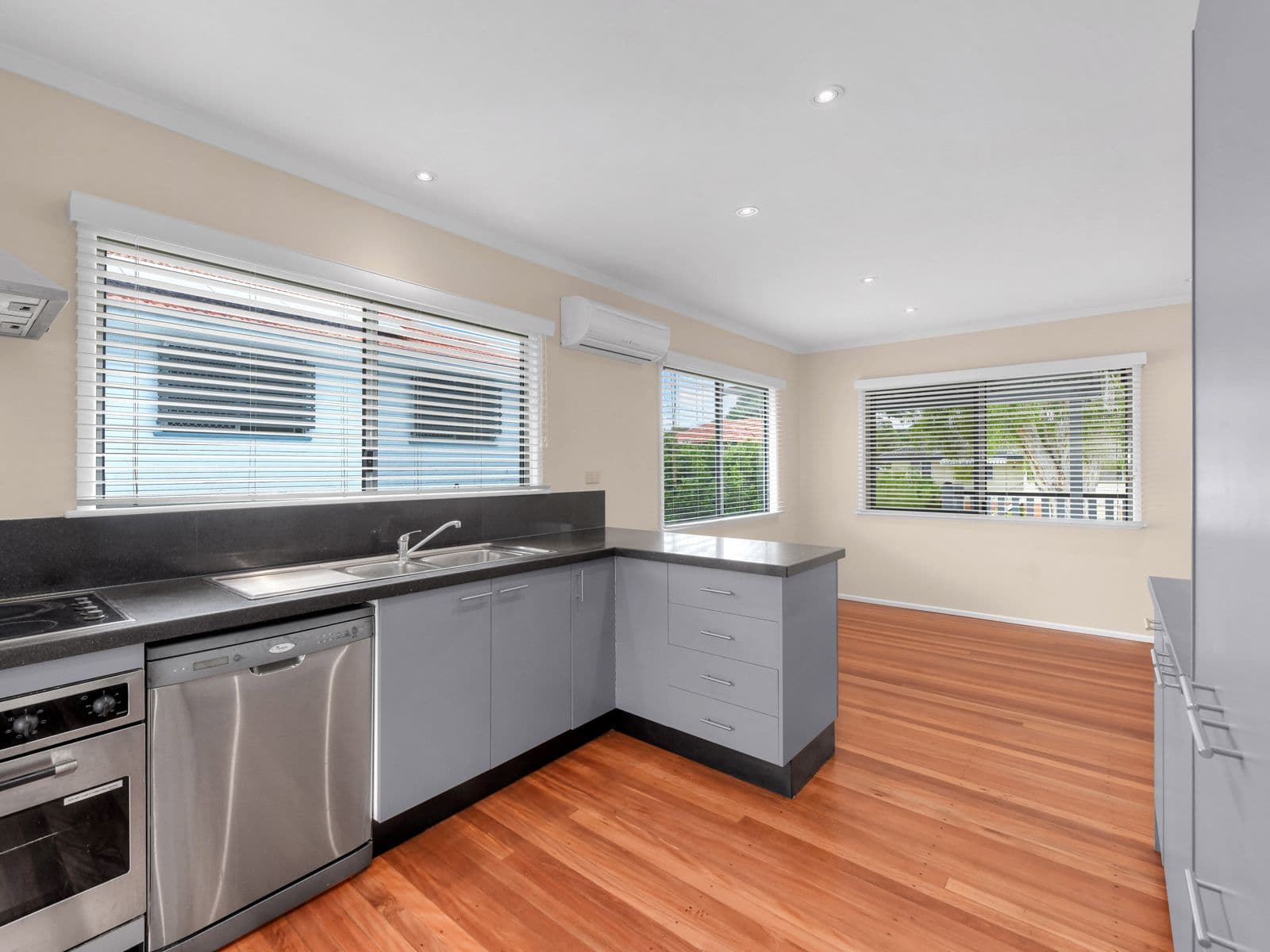 15 Petunia Street, Nudgee QLD 4014, Nudgee - Thumbnail 7