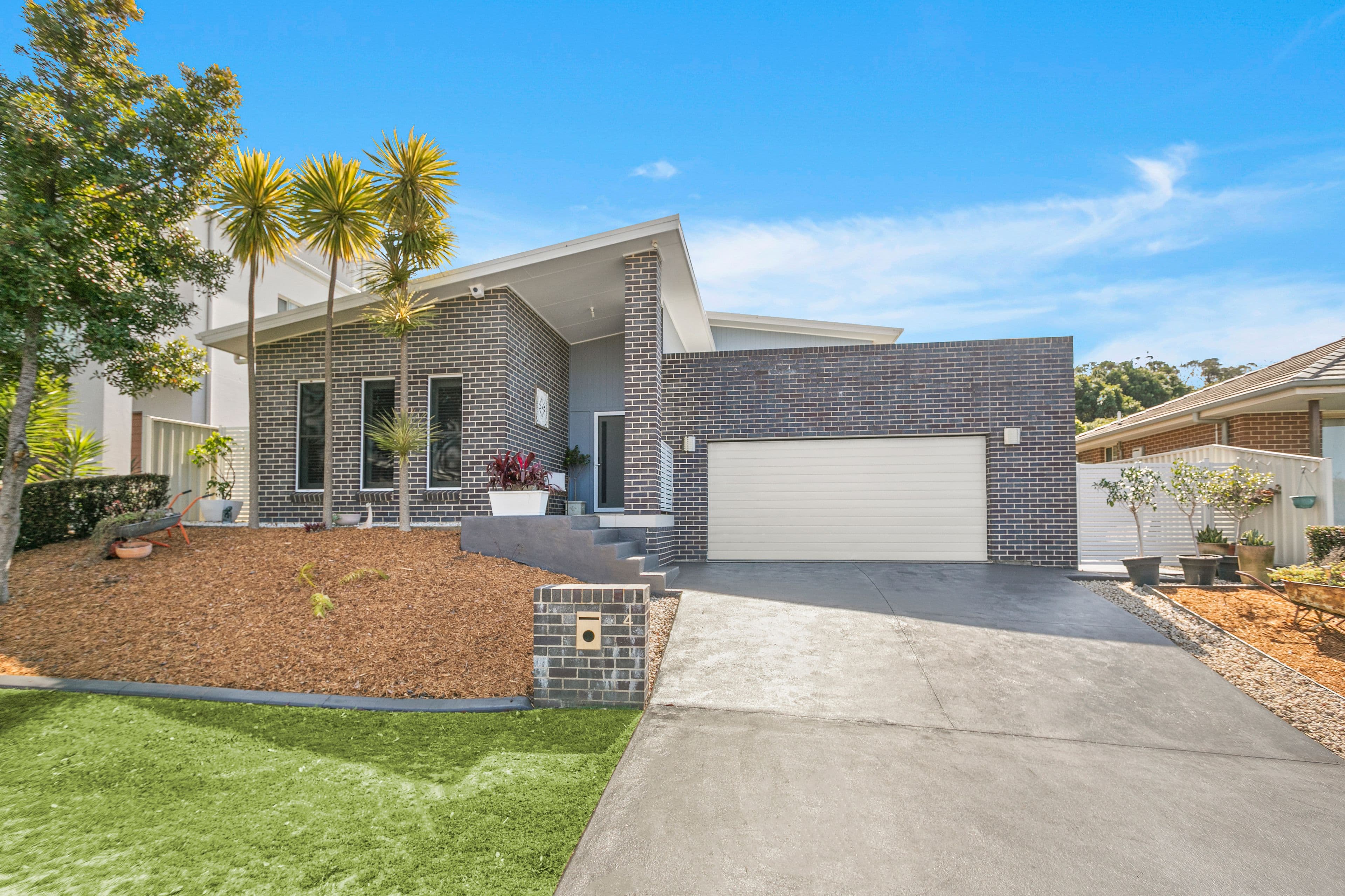 4 Muirfield Avenue, Shell Cove NSW 2529, Shell Cove - Image 1