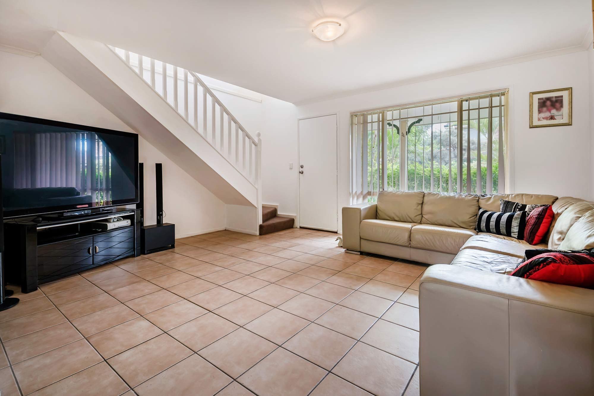 402 Pine Ridge Road, Coombabah QLD 4216, Coombabah - Thumbnail 3