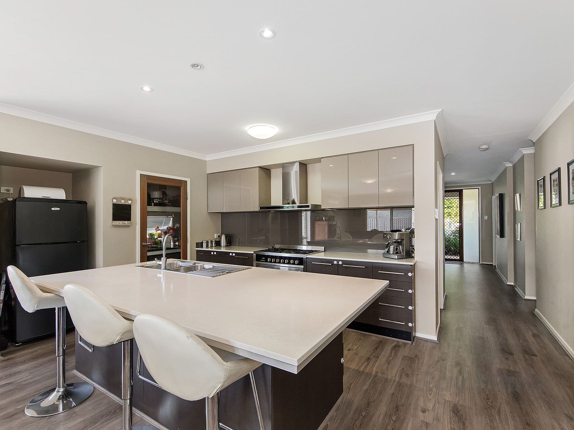 53 Ellenborough Avenue, Ormeau Hills QLD 4208, Ormeau Hills - Thumbnail 2