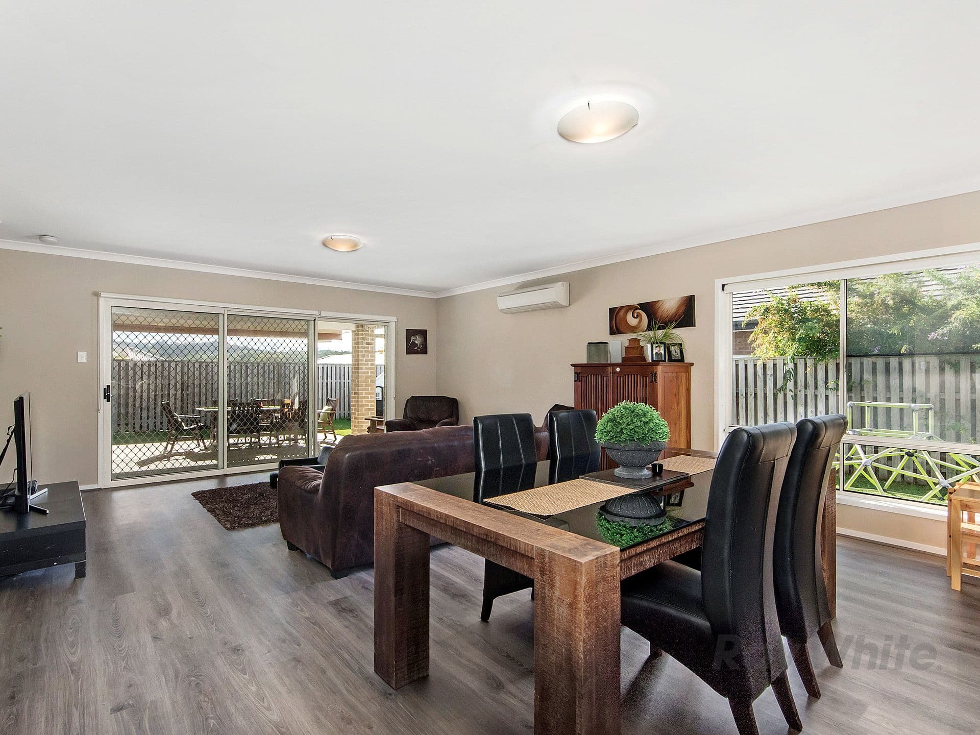 53 Ellenborough Avenue, Ormeau Hills QLD 4208, Ormeau Hills - Thumbnail 4