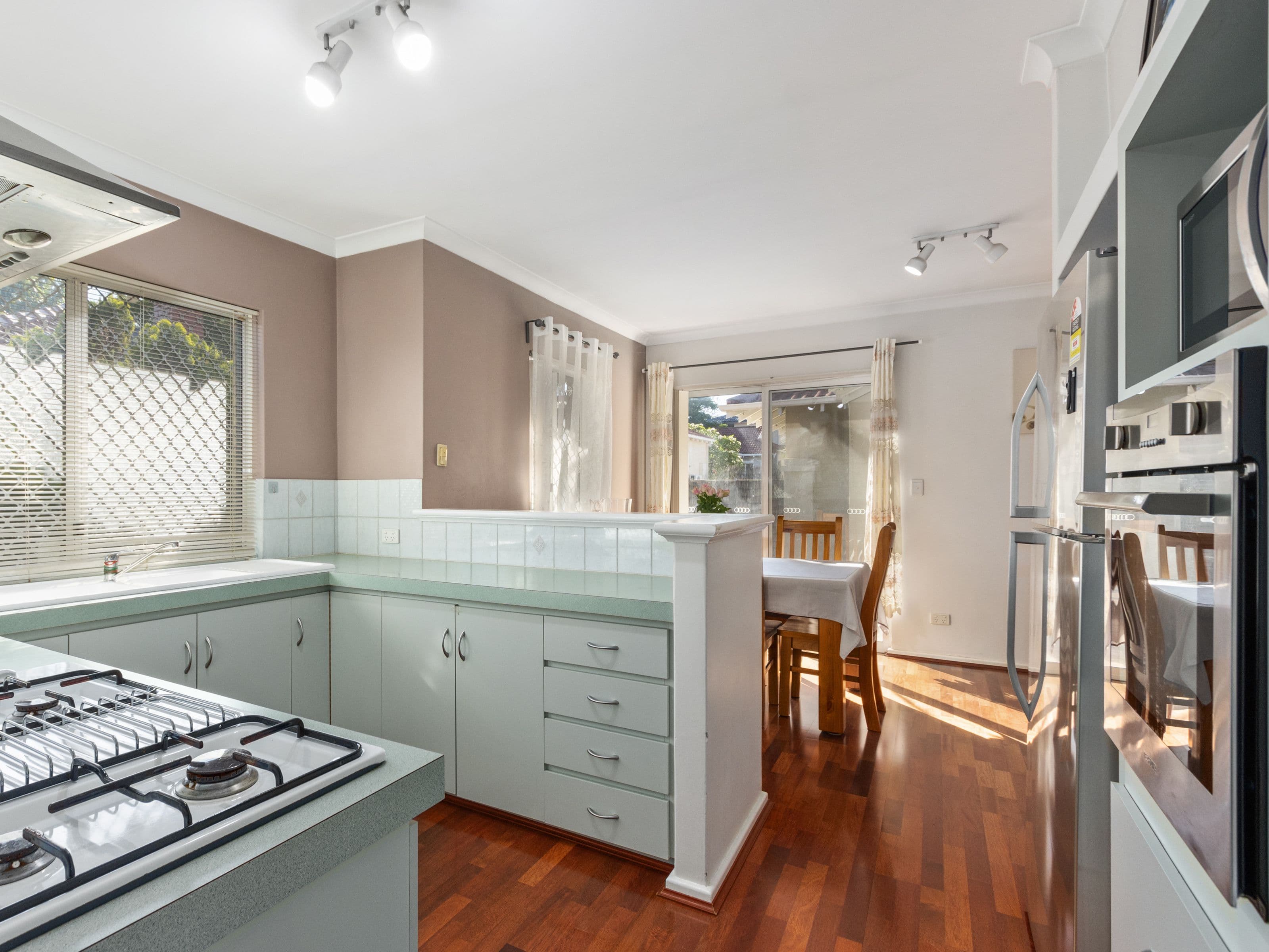 253 Canning Highway, Como WA 6152, Como - Thumbnail 3