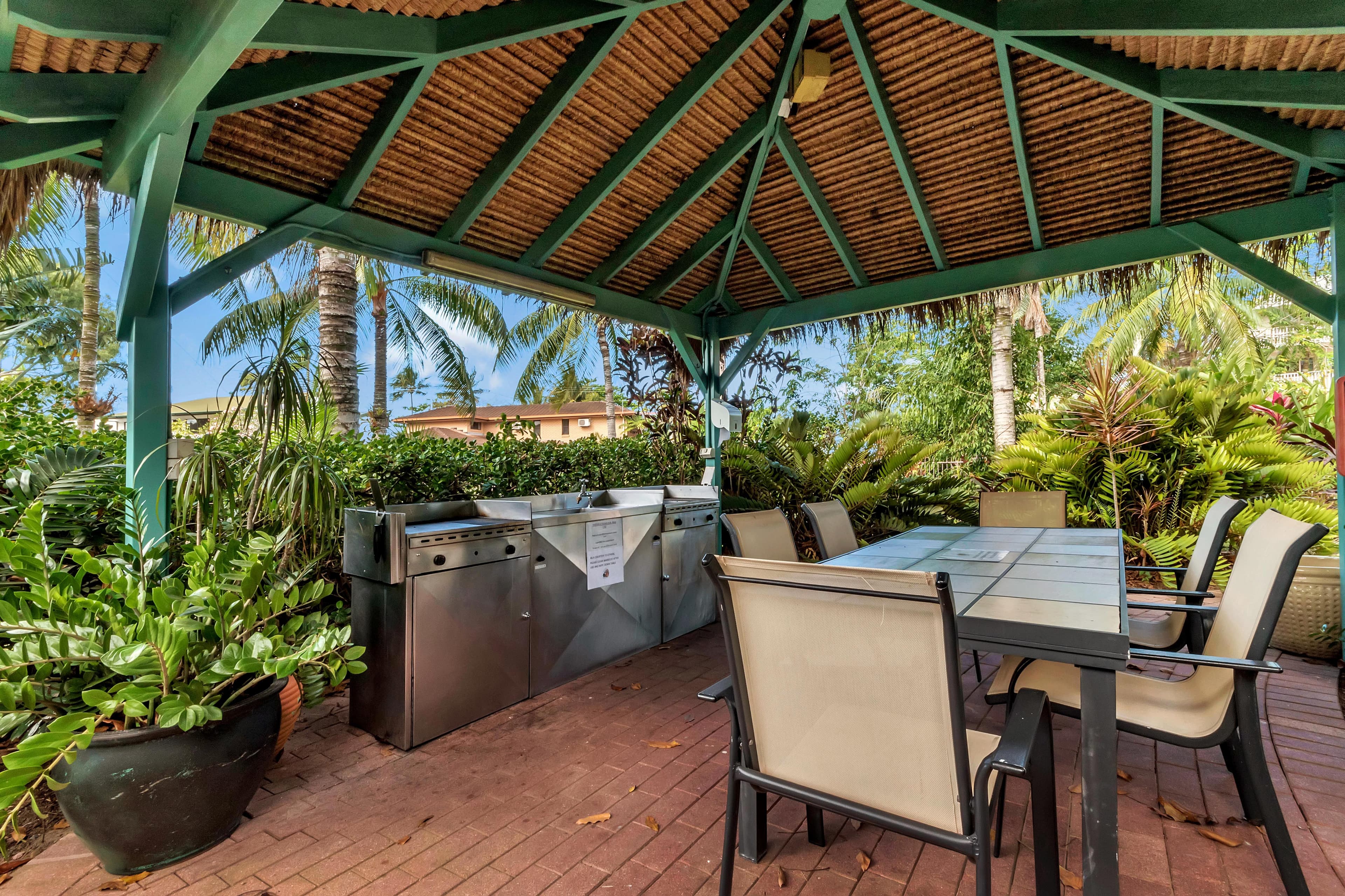 129 Oleander Street, Holloways Beach QLD 4878, Holloways Beach - Thumbnail 7