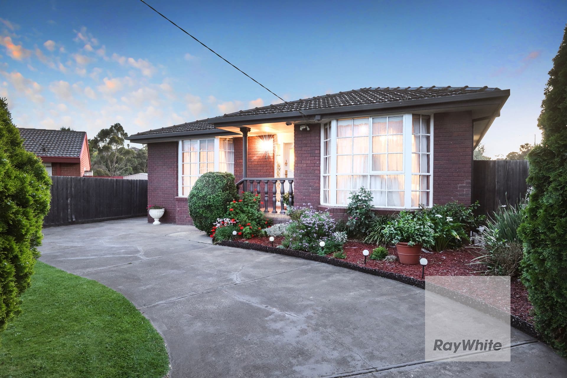9 Capri Court, Westmeadows VIC 3049, Westmeadows - Thumbnail 2