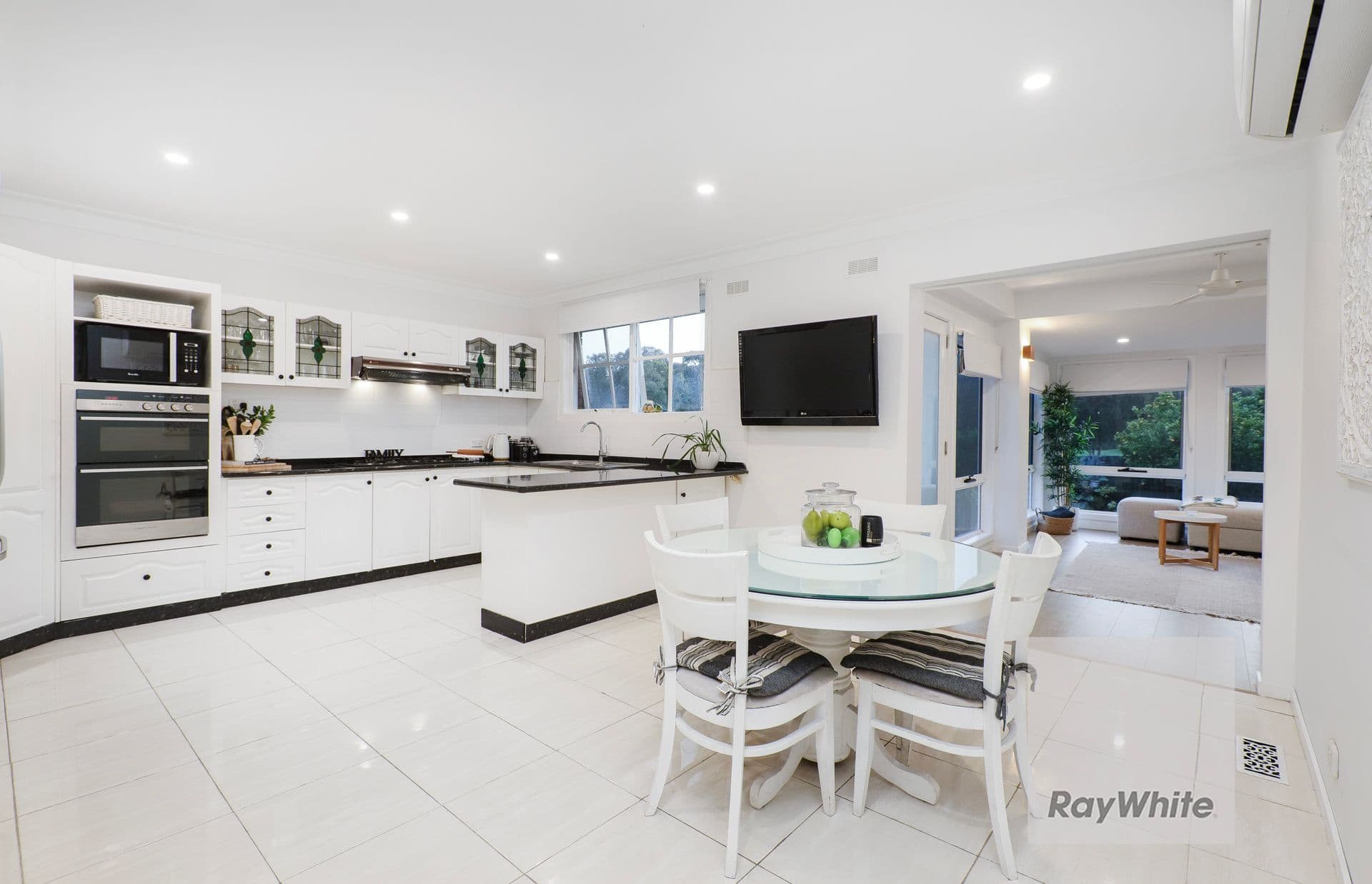 9 Capri Court, Westmeadows VIC 3049, Westmeadows - Thumbnail 3