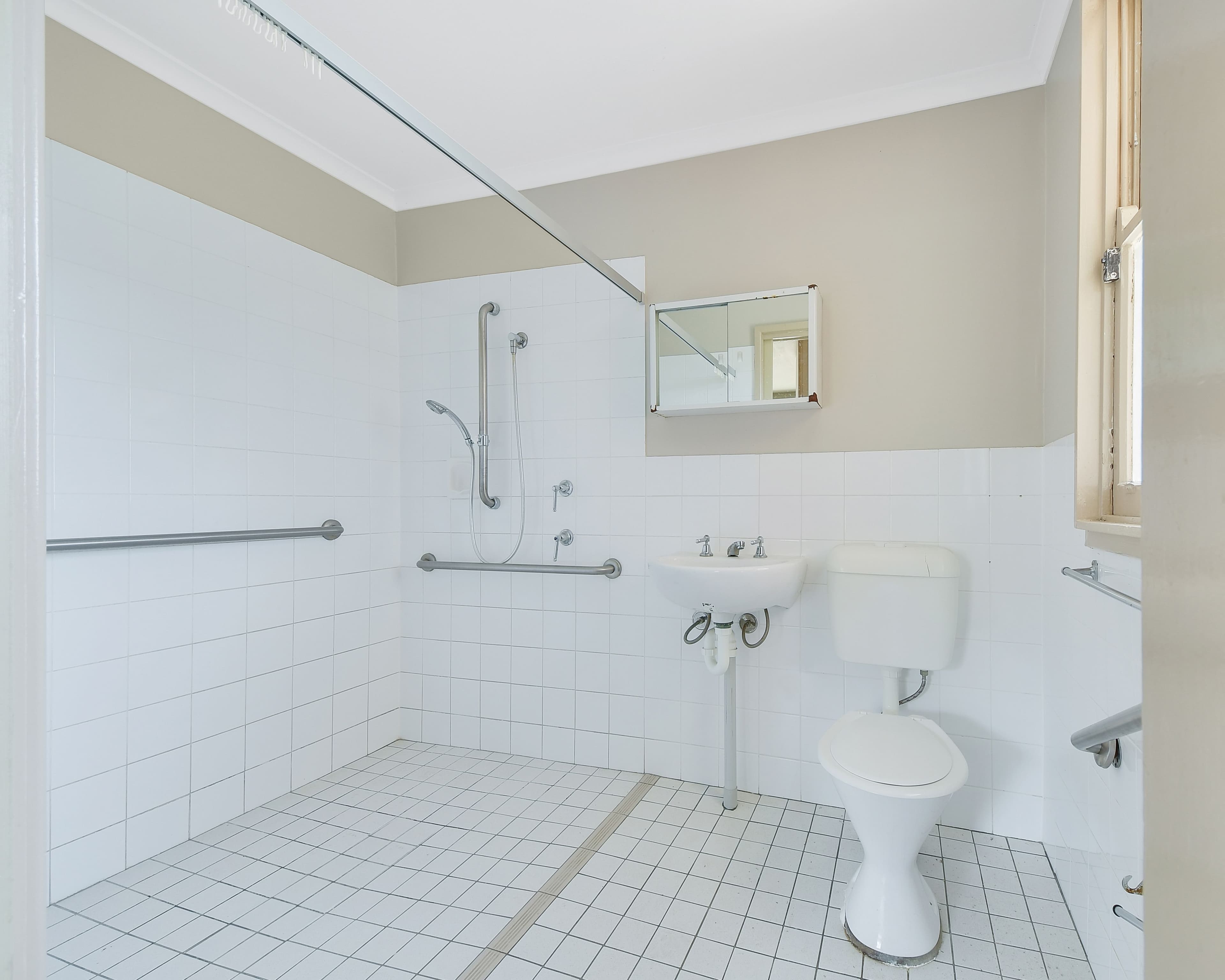220 Riverside Drive, Airds NSW 2560, Airds - Thumbnail 7