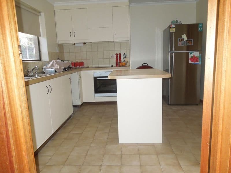 28 Derwent Court, MOUNT GAMBIER SA 5290, Mount Gambier - Thumbnail 2