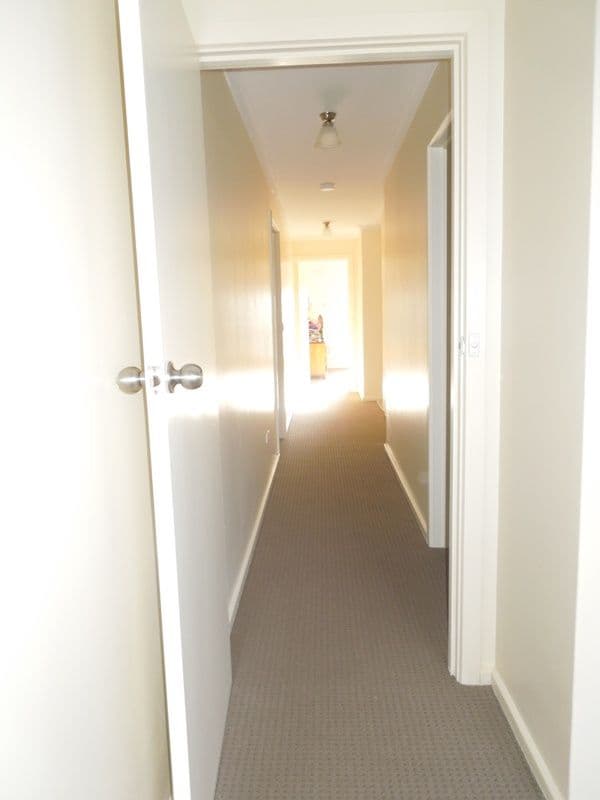 28 Derwent Court, MOUNT GAMBIER SA 5290, Mount Gambier - Thumbnail 8