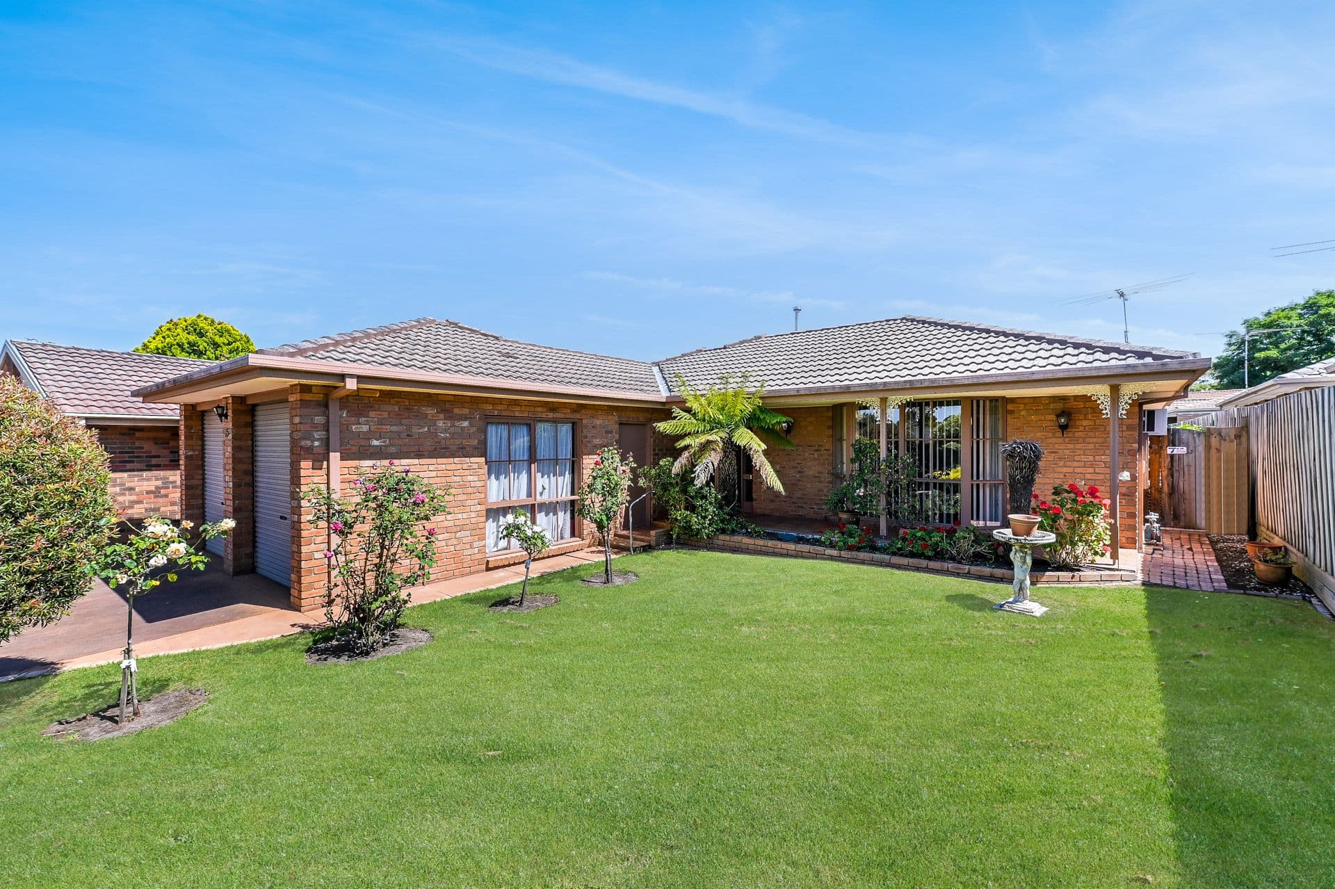 15 Lydia Mary Drive, Berwick VIC 3806, Berwick - Thumbnail 2