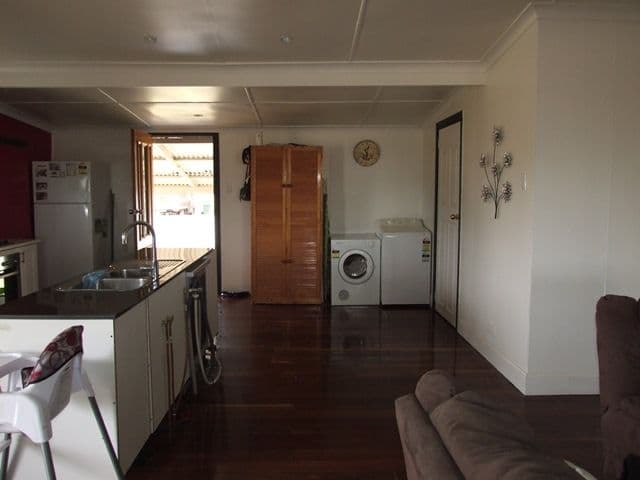 32 May Street, BLACKALL QLD 4472, Blackall - Thumbnail 5