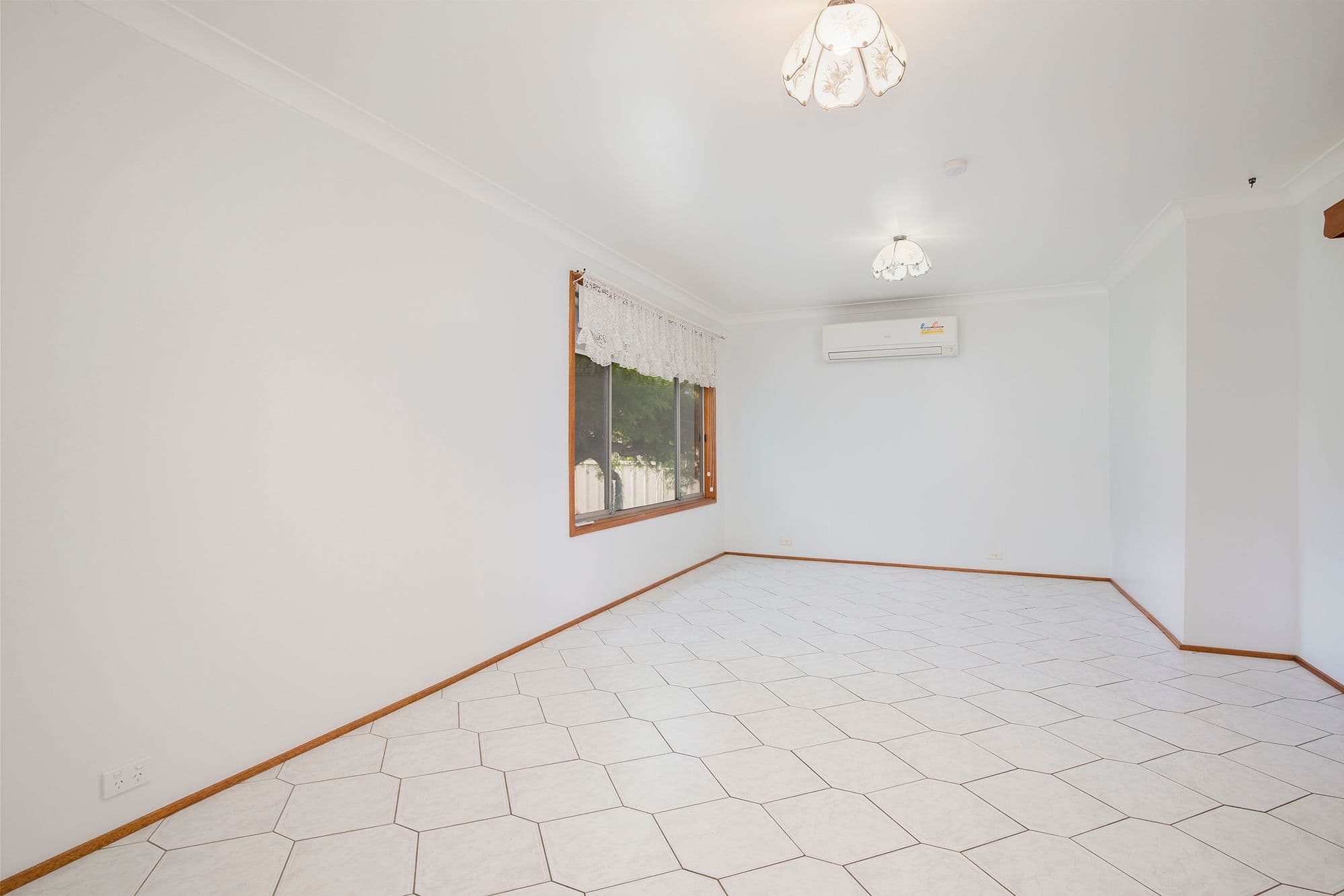 8 Barralier Avenue, Woodberry NSW 2322, Woodberry - Thumbnail 2