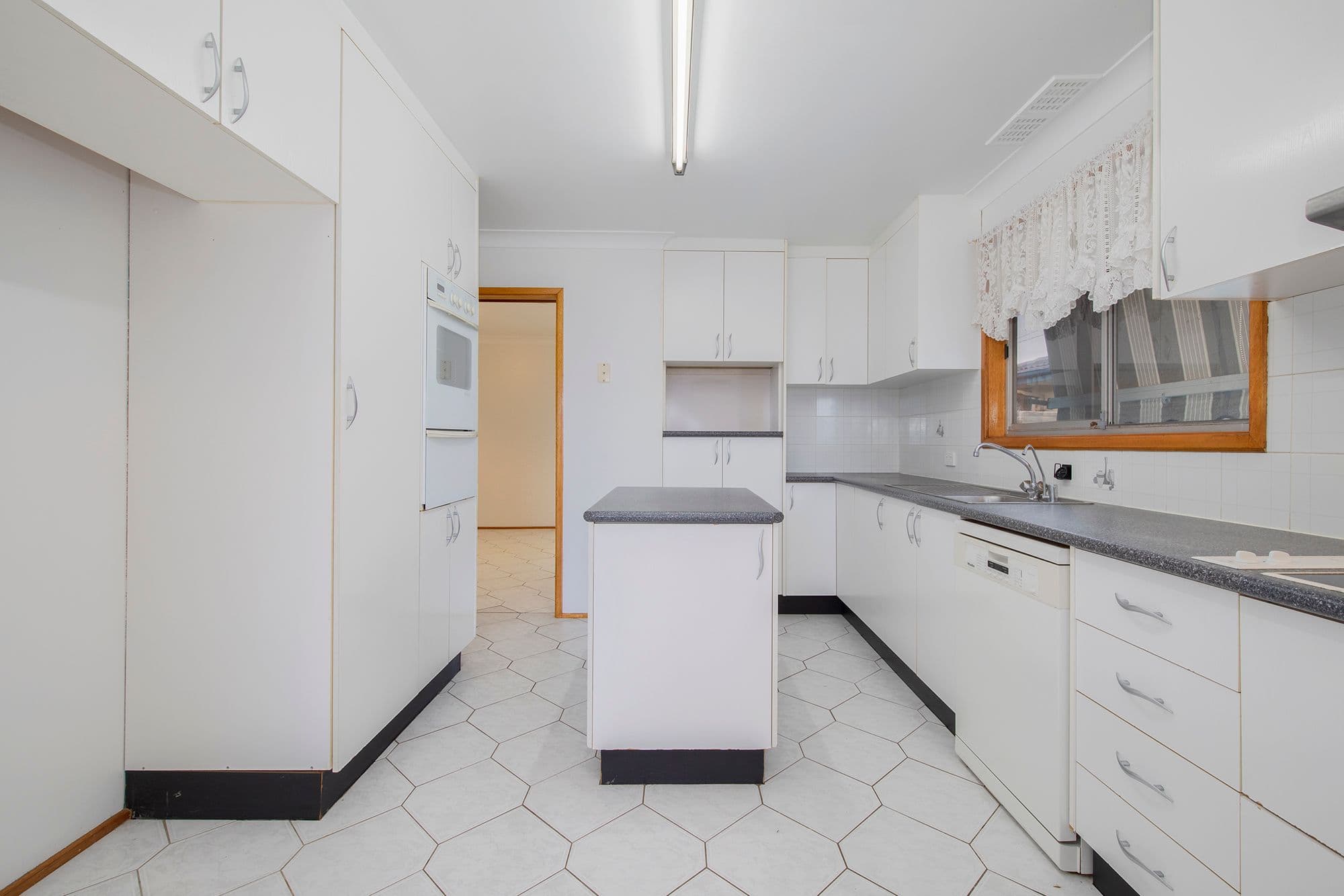 8 Barralier Avenue, Woodberry NSW 2322, Woodberry - Thumbnail 8