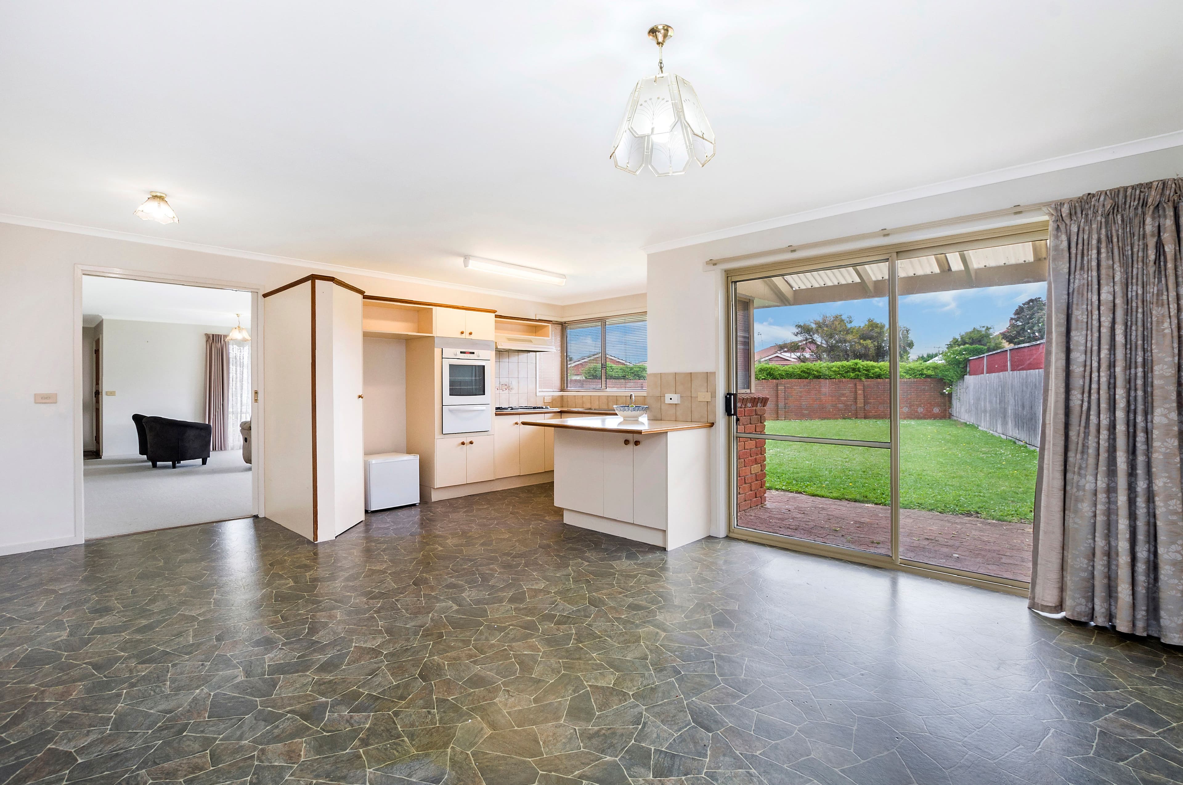 9 Curtin Court, Warrnambool VIC 3280, Warrnambool - Thumbnail 3