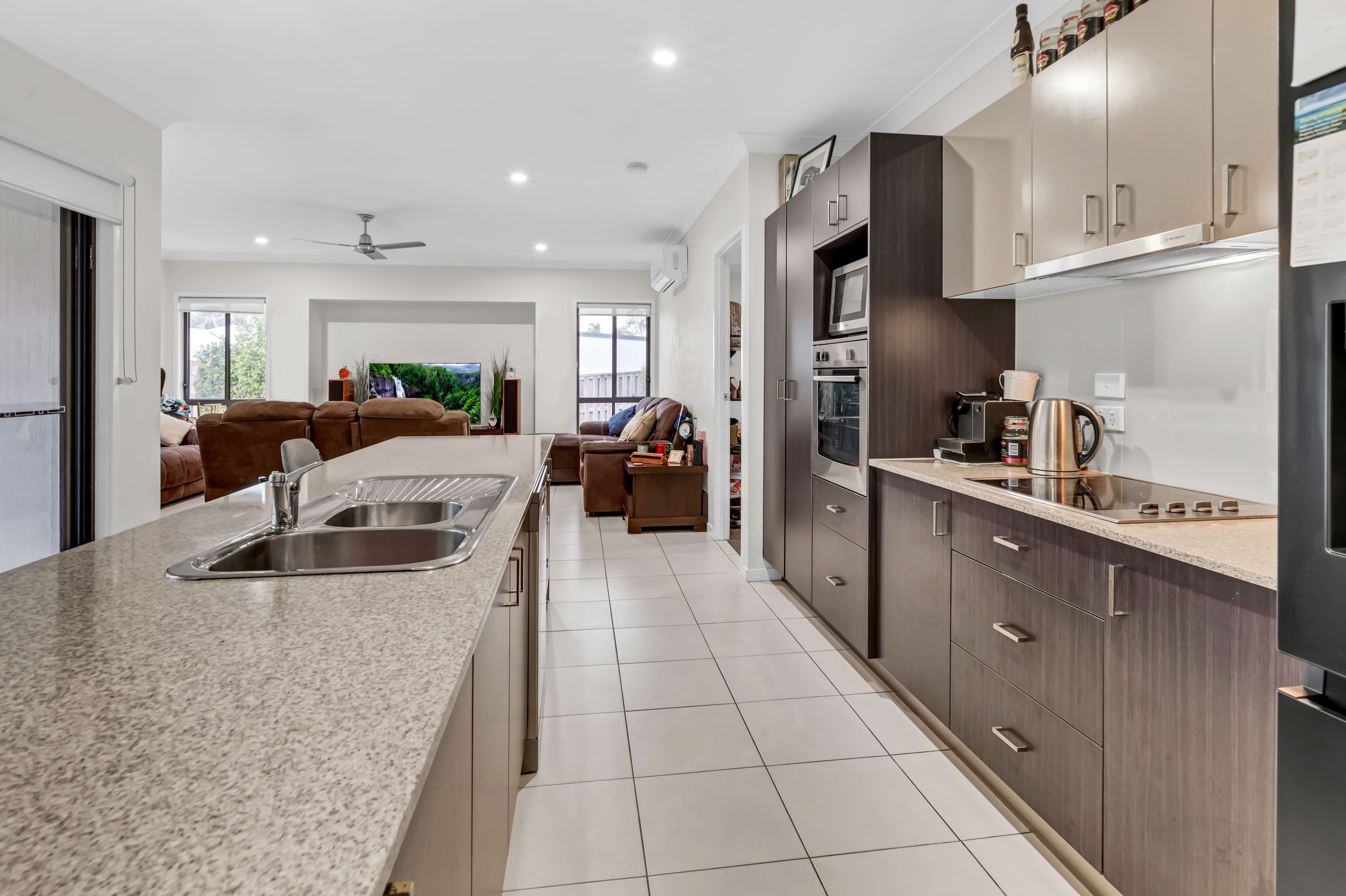 6 Dayflower Street, Upper Coomera QLD 4209, Upper Coomera - Thumbnail 4
