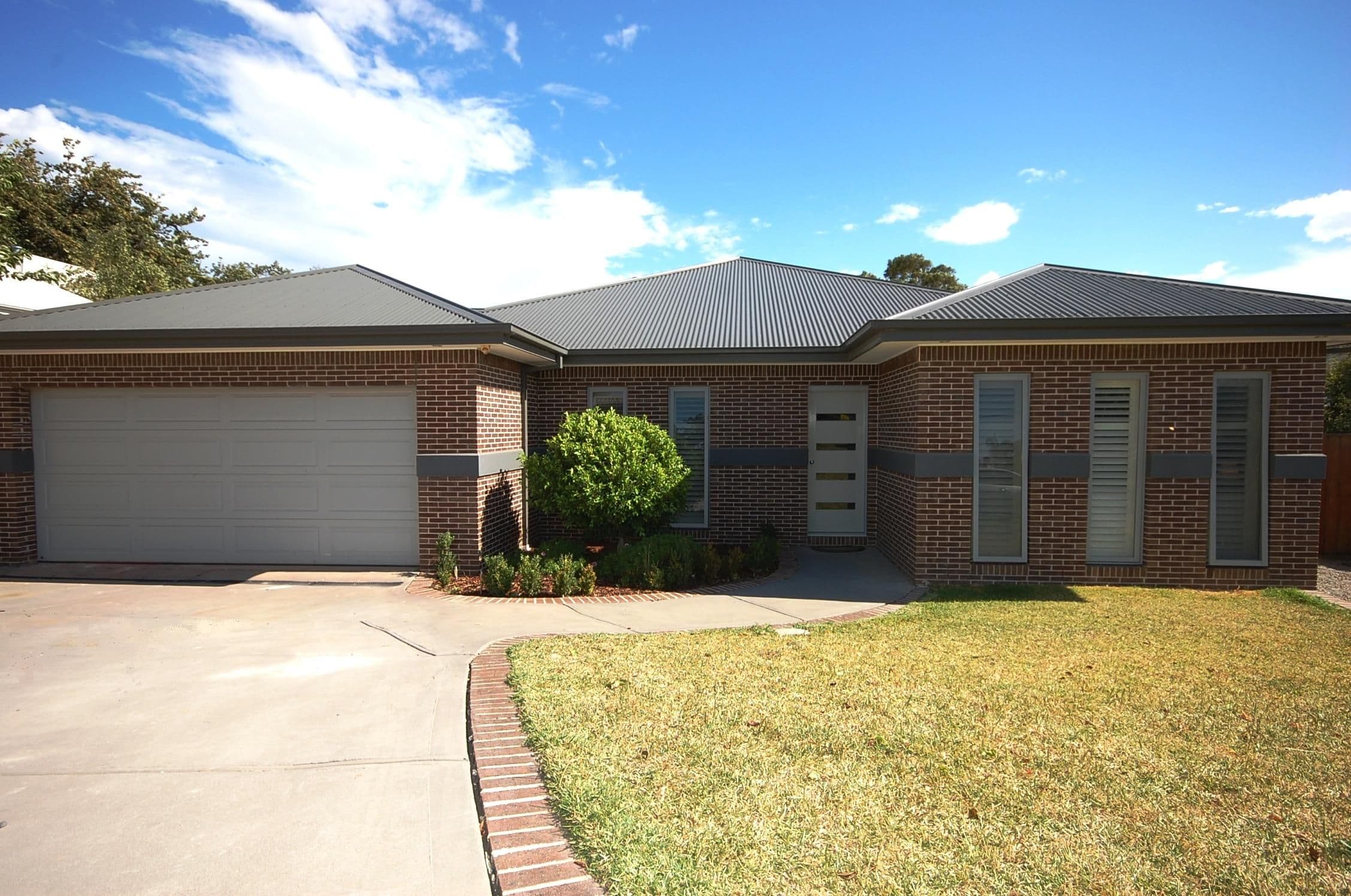 16 Forest Road, Yarra Glen VIC 3775, Yarra Glen - Image 1