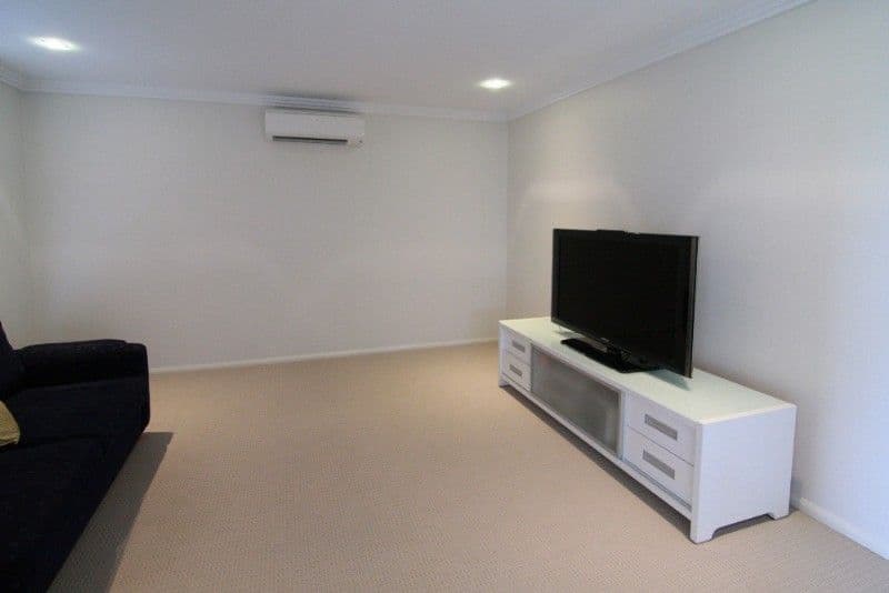31 Elizabeth Street, WESTBROOK QLD 4350, Westbrook - Thumbnail 5