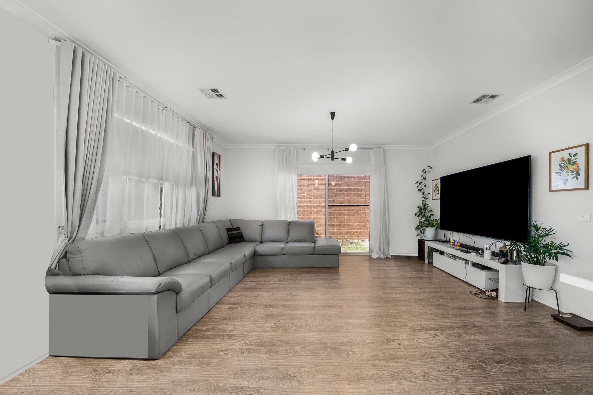 13 Haymarket Circuit, Wyndham Vale VIC 3024, Wyndham Vale - Thumbnail 8