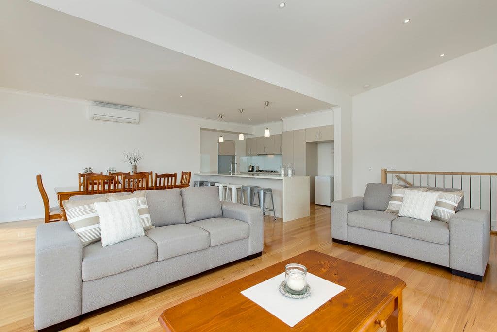 21 Boardwalk Boulevard, Cowes VIC 3922, Cowes - Thumbnail 2