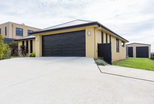 48 Richings Drive, Youngtown, Youngtown - Image 1