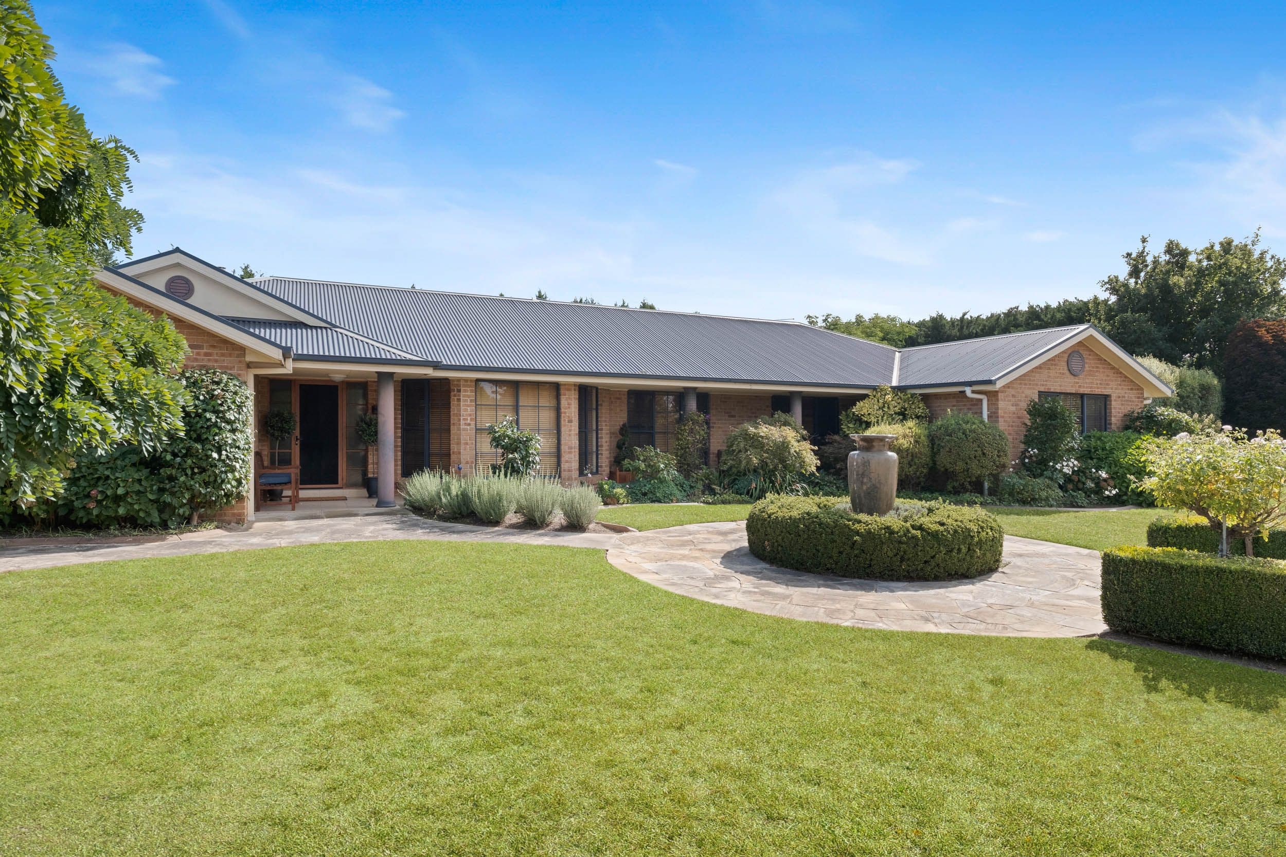 13 Mary Martin Drive, Goulburn NSW 2580, Goulburn - Thumbnail 2
