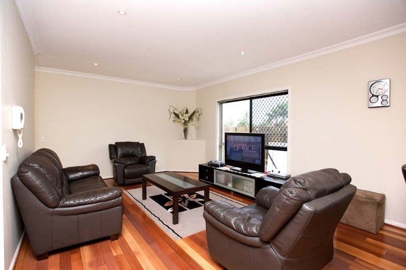 52 Winthrop Street, WISHART QLD 4122, Wishart - Thumbnail 5