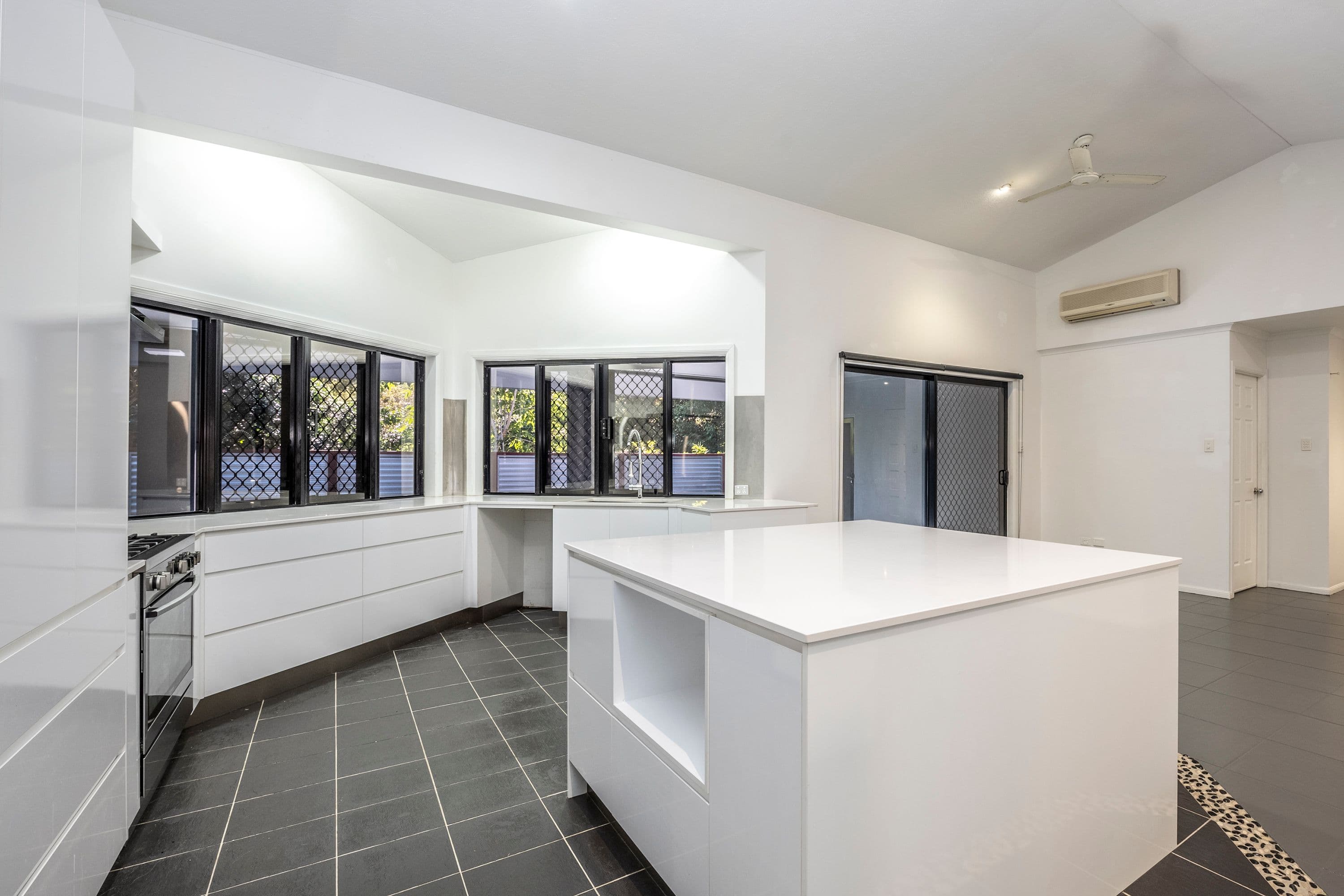 5 Jardine Court, Douglas QLD 4814, Douglas - Thumbnail 4