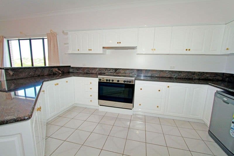 33 Shaw Avenue, YEPPOON QLD 4703, Yeppoon - Thumbnail 4