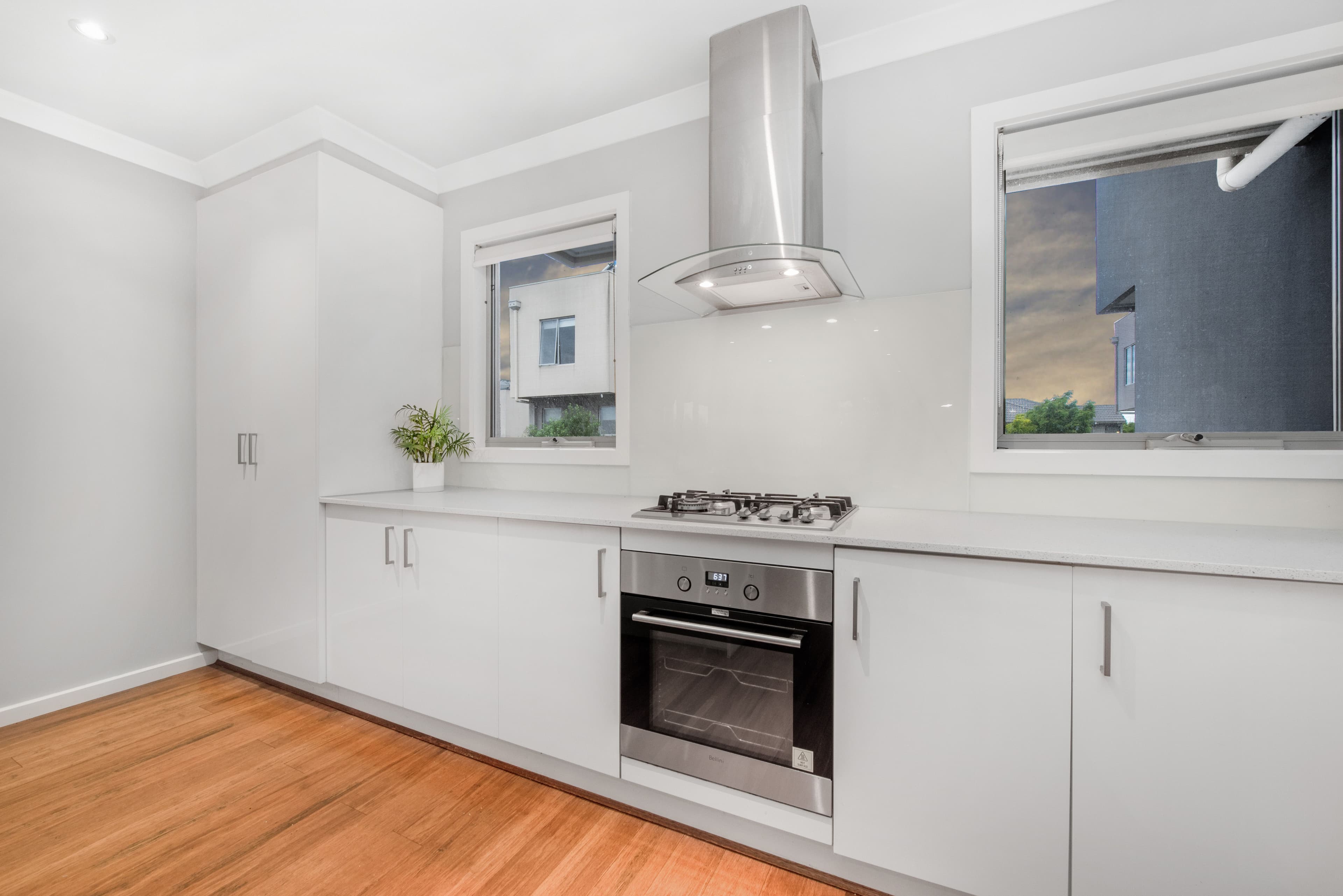69 Lakeside Boulevard, Pakenham VIC 3810, Pakenham - Thumbnail 6