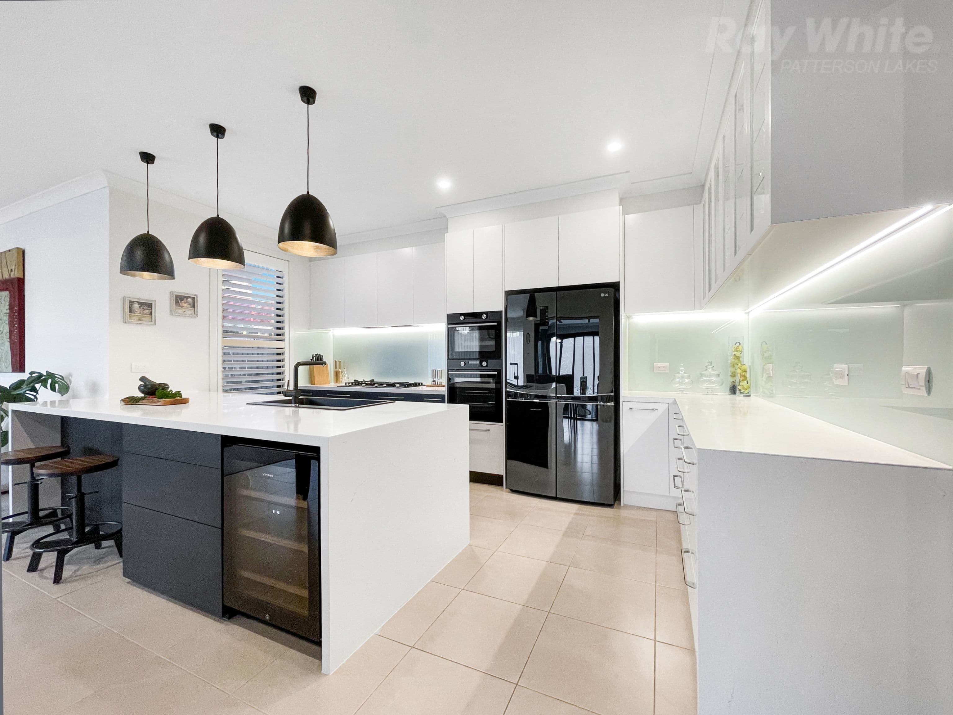 7 Waterlily Court, Waterways VIC 3195, Waterways - Thumbnail 4