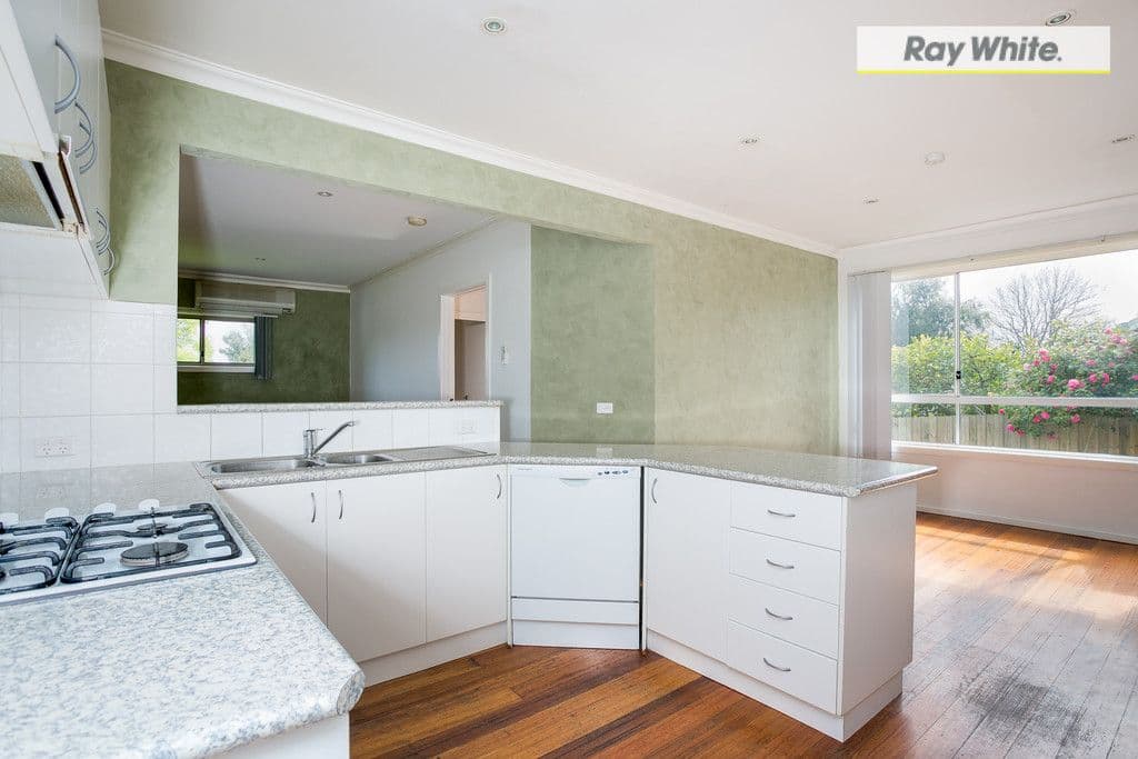 8 Illaroo Street, Capel Sound VIC 3940, Capel Sound - Thumbnail 2