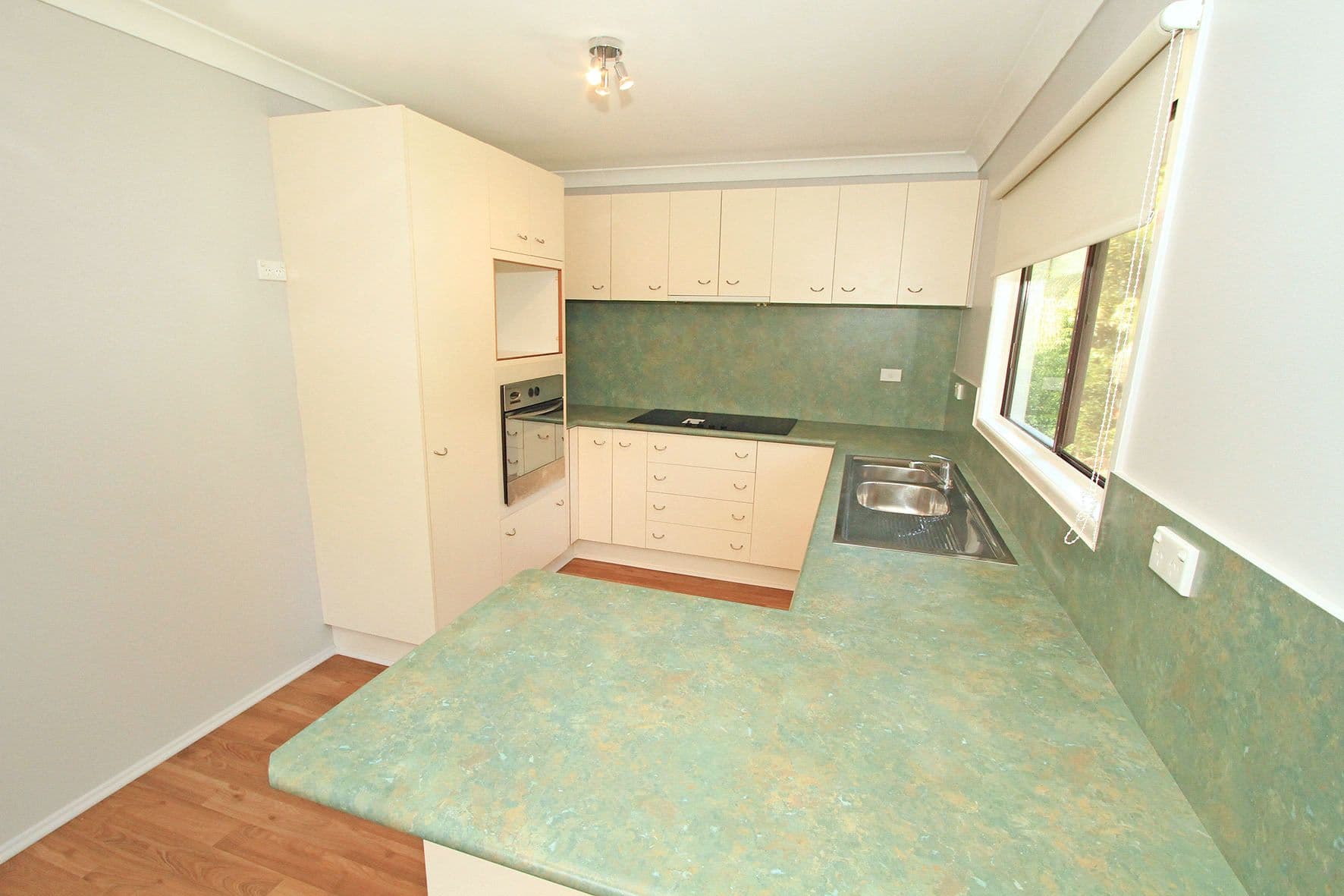 32 Meikleville Street, MEIKLEVILLE HILL QLD 4703, Meikleville Hill - Thumbnail 3
