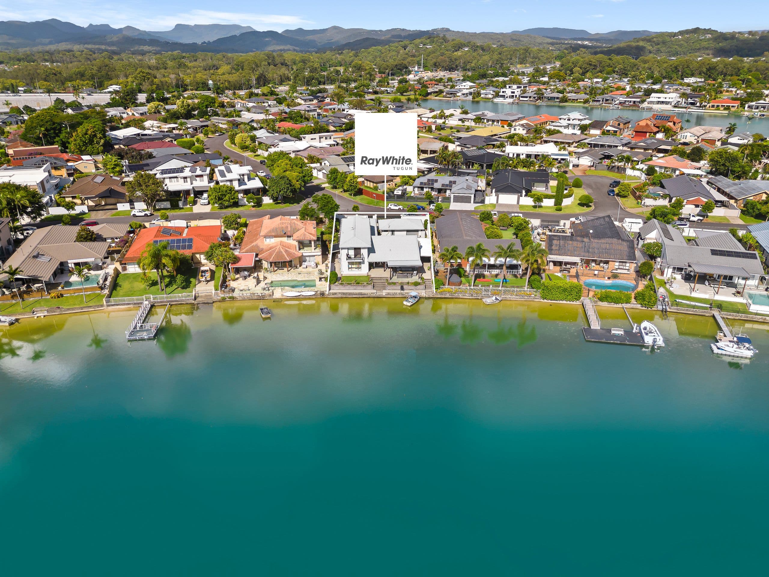 13 Dogwood Drive, Palm Beach QLD 4221, Palm Beach - Thumbnail 2