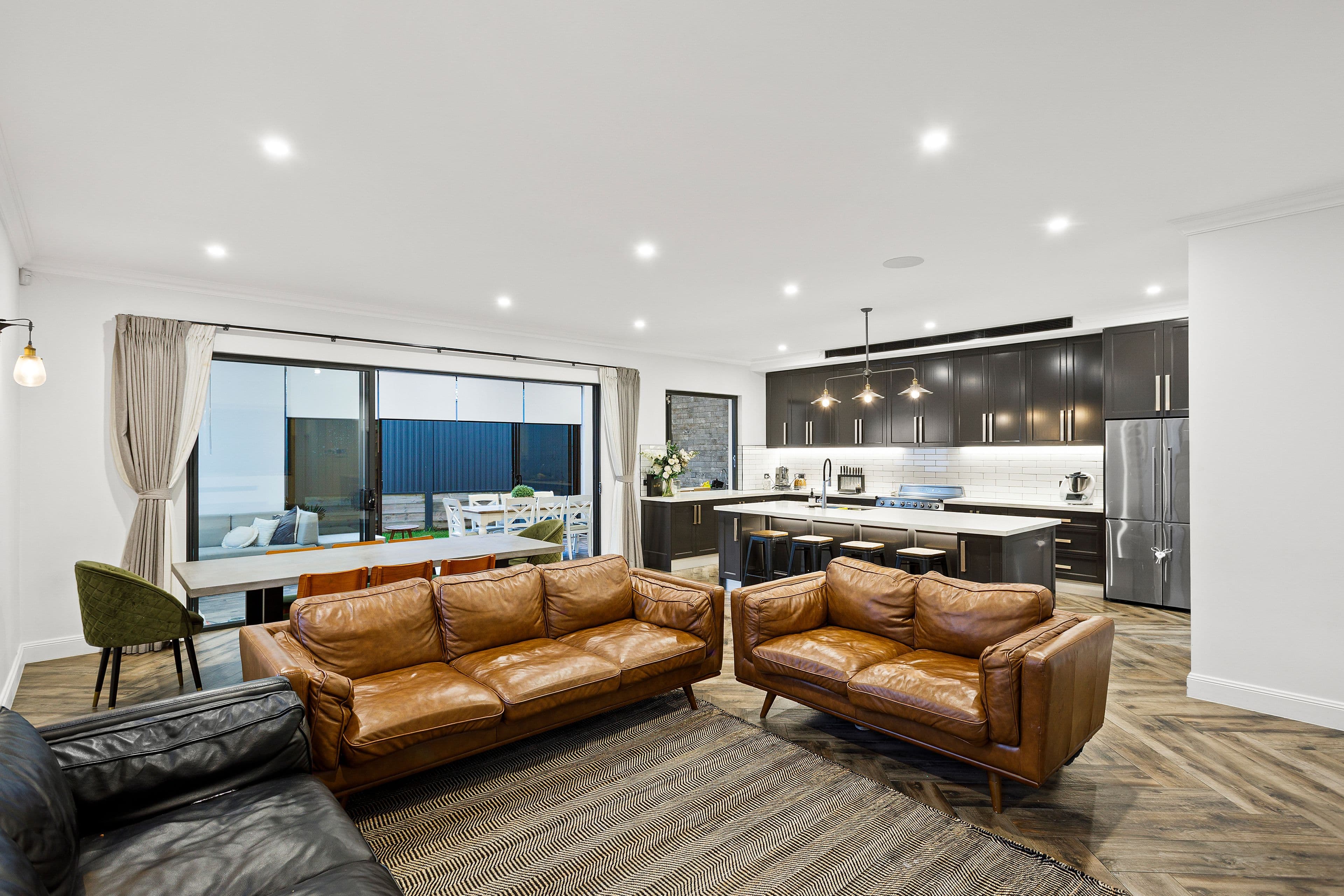 10 Rona Street, Peakhurst NSW 2210, Peakhurst - Thumbnail 4