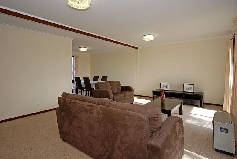 24 Golfview Road, GOOLWA BEACH SA 5214, Goolwa Beach - Thumbnail 4