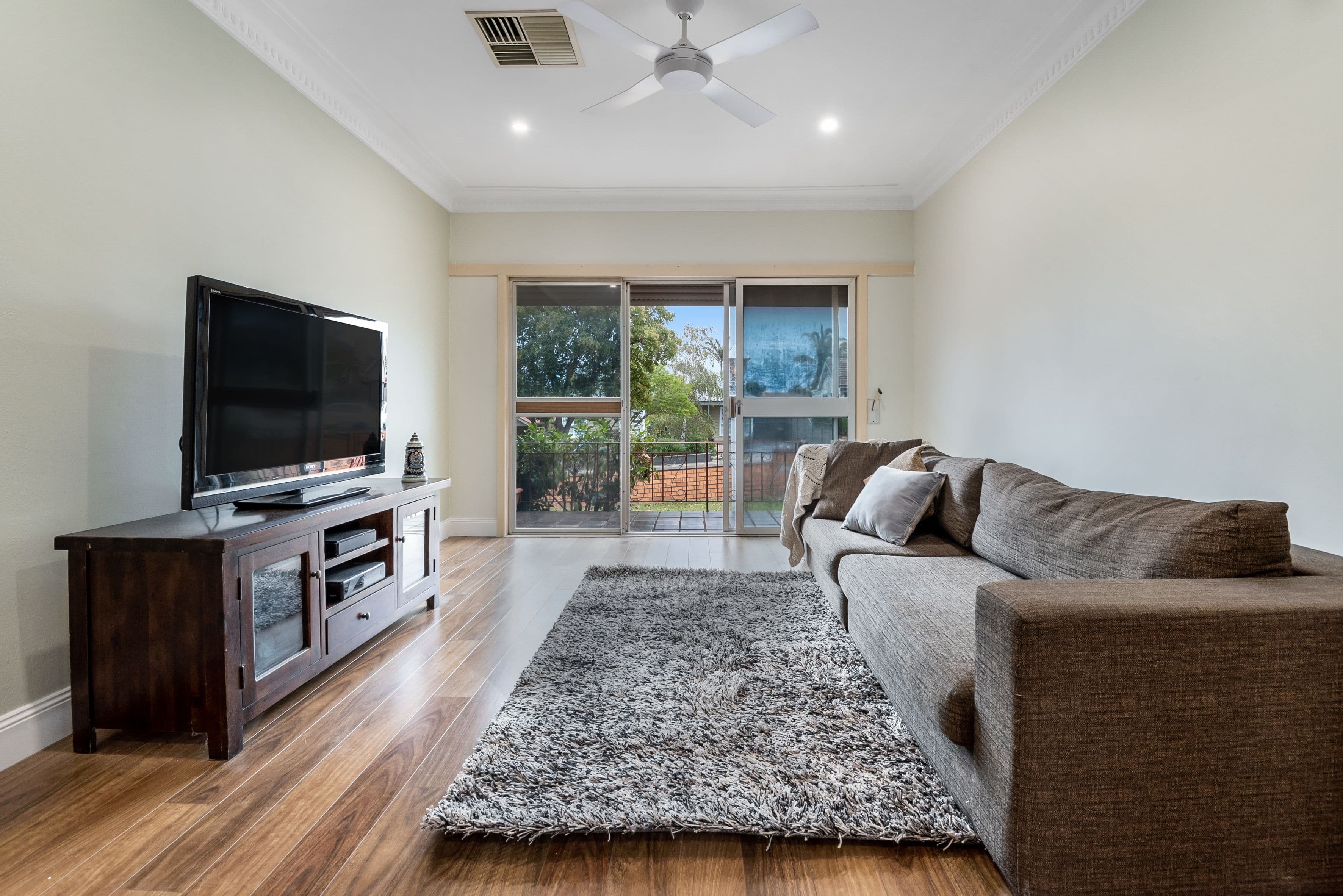 45 Kingsley Road, Reservoir VIC 3073, Reservoir - Thumbnail 3
