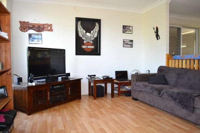 19 Greer Street, MEIKLEVILLE HILL QLD 4703, Meikleville Hill - Thumbnail 3