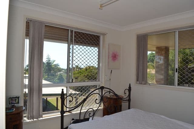 19 Greer Street, MEIKLEVILLE HILL QLD 4703, Meikleville Hill - Thumbnail 5