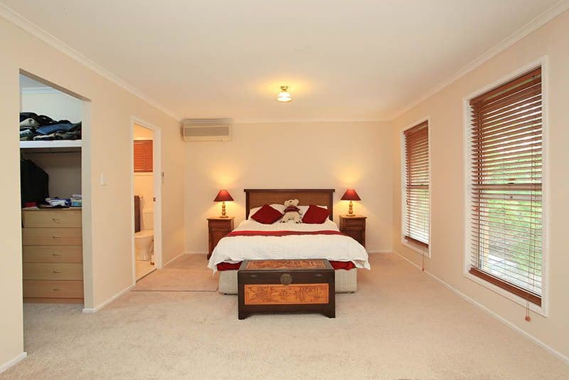 15 Kersley Road, KENMORE QLD 4069, Kenmore - Thumbnail 8