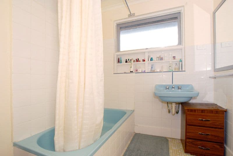 61 Lawn Road, NOBLE PARK VIC 3174, Noble Park - Thumbnail 3
