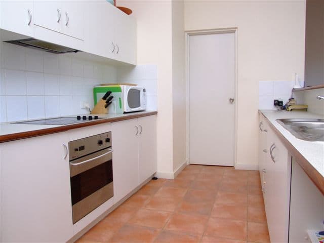 2 Poinciana Street, NIGHTCLIFF NT 0810, Nightcliff - Thumbnail 2