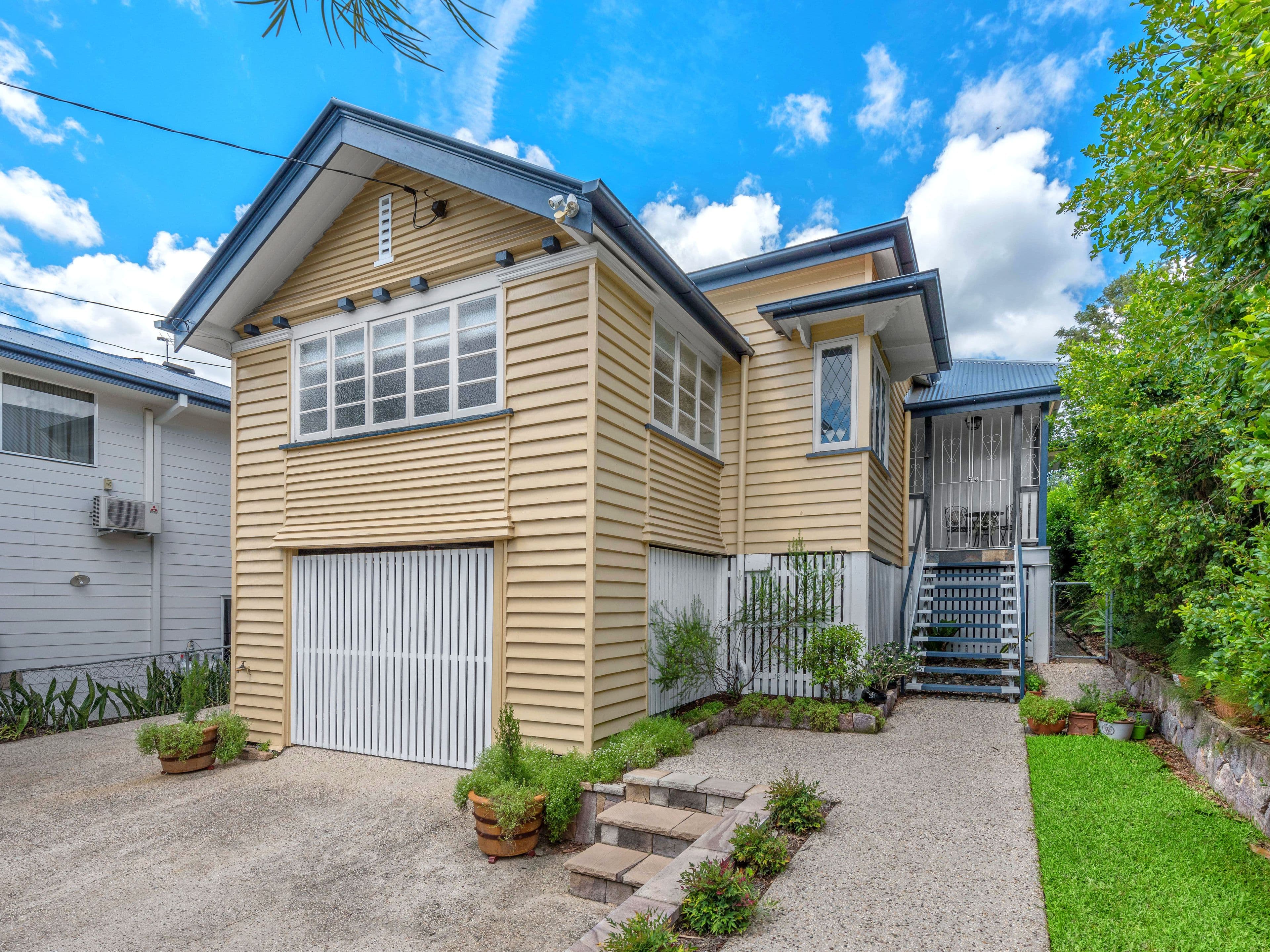28 Raymont Road, Grange QLD 4051, Grange - Thumbnail 2