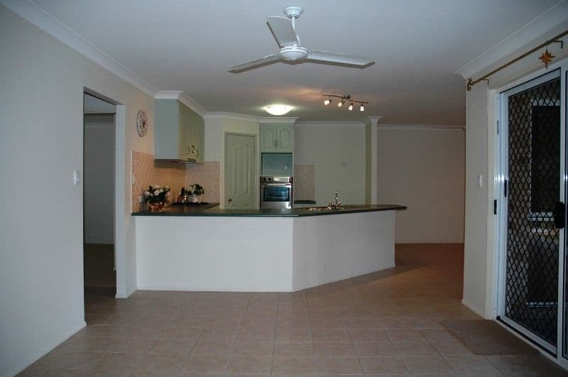 19 Cairns Crescent, DECEPTION BAY QLD 4508, Deception Bay - Thumbnail 6