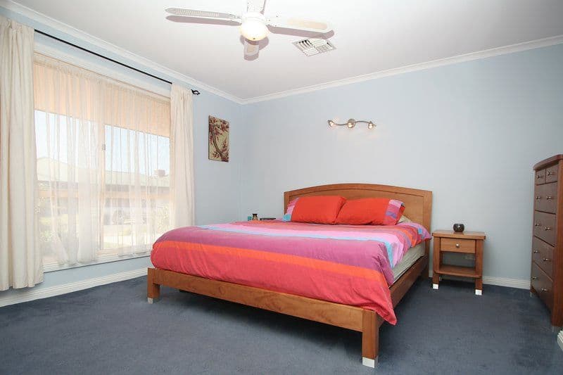 24 Parkway Circuit, PARAFIELD GARDENS SA 5107, Parafield Gardens - Thumbnail 8