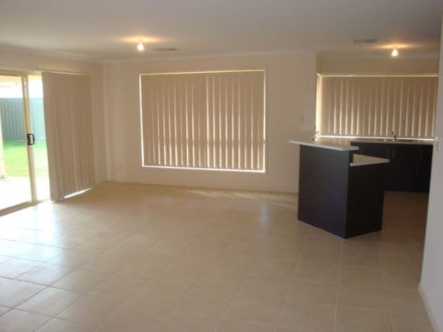 150 President Avenue, ANDREWS FARM SA 5114, Andrews Farm - Thumbnail 2